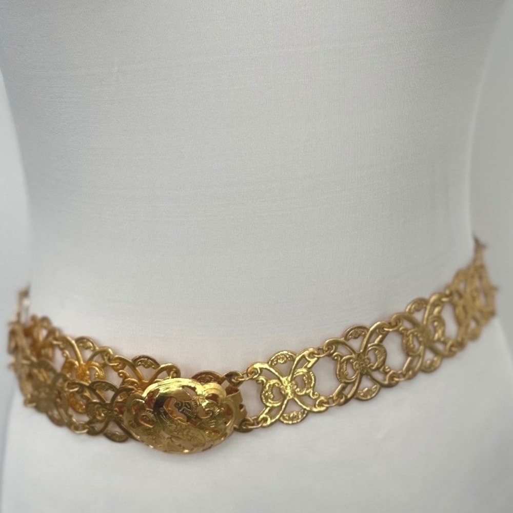 Gold Tone Metal Chain Belt Womens OS Intricate Ornate Hook Closure Art Noveau